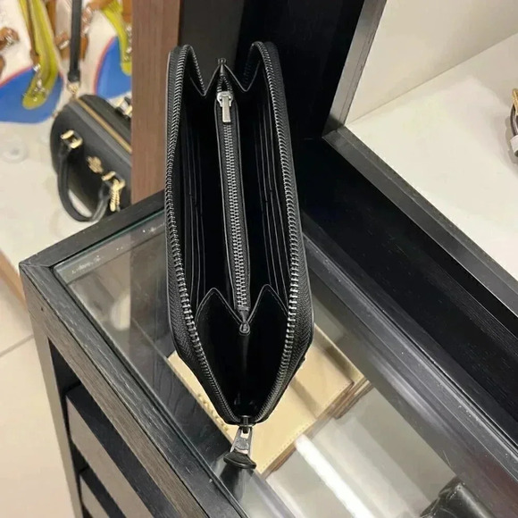 Coach Accordion Wallet In Signature Leather CE551 QB/BK * Original packing* - Picture 7 of 12